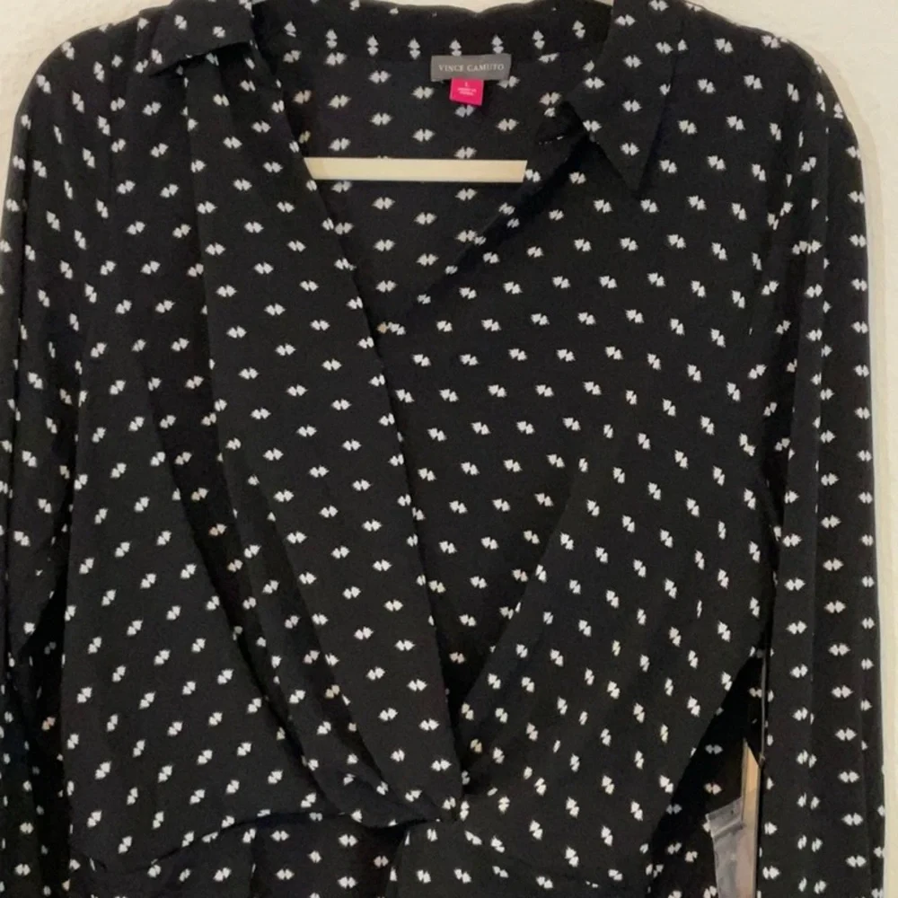 Vince Camuto Long Sleeve Faux Wrap Blouse Black White Large - Picture 3 of 14